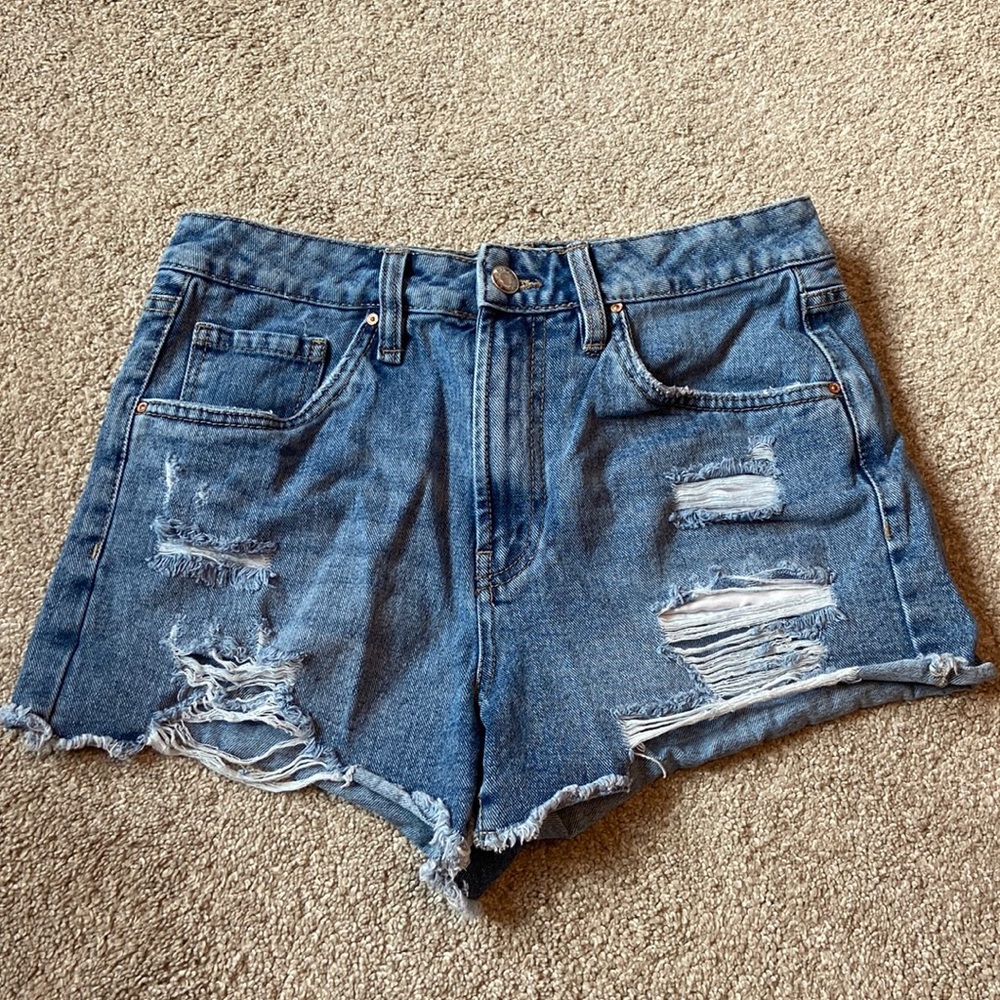 High Waisted Jean Shorts | Medium Wash